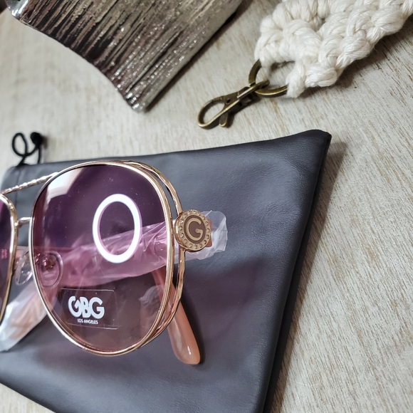 G by Guess Rose Tone Hammered Frame Aviators